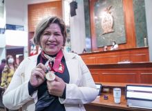 Premian a fundadora del Colectivo Rastreadoras,  con Medalla de Honor