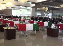 Trasladan a México a los 14 marinos fallecidos; les rinden homenaje