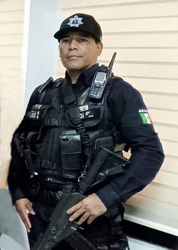 jefe policiaco El Boxer