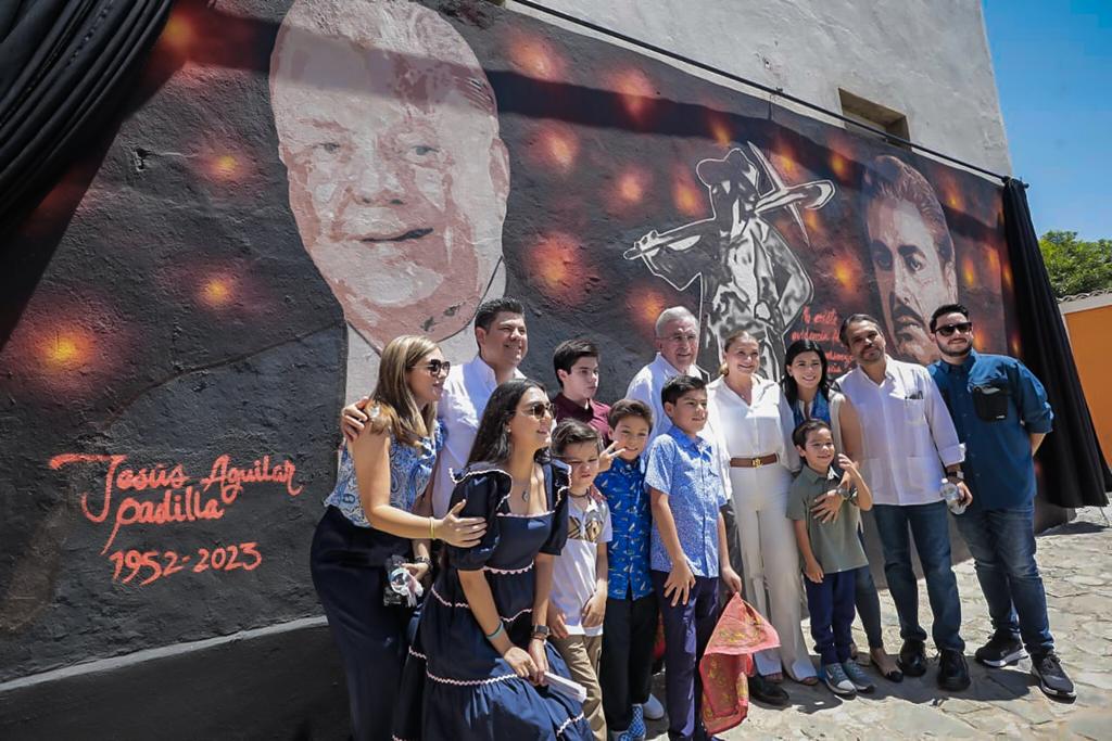 Homenaje a Aguilar