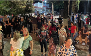 REGRESAN SÁBADOS DE PLAZA CON BANDA EN SURUTATO