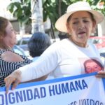 ATACAN A BALAZOS A MADRE BUSCADORA, ALMA ROSA ROJO