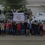 DETIENEN A 28 PRESUNTOS SICARIOS CON ARSENAL EN EL ROBLE, MAZATLÁN
