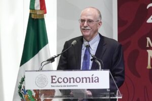 JULIO BERDEGUÉ SACRISTÁN PROPUESTO COMO GOBERNADOR INTERINO