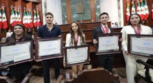 ENTREGAN PREMIO AL MERITO JUVENIL 2026